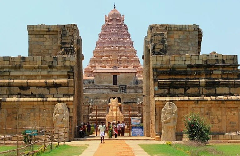 brihadeeswara-temple-03