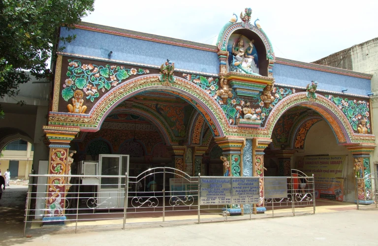 saraswathi-mahal-library-01